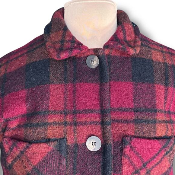 Vintage 90s Woolrich Cropped Red Plaid Jacket Made In USA Rugged Outdoorwear - Picture 4 of 13
